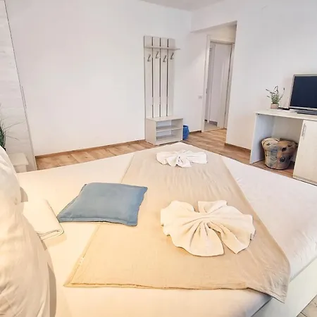 Casa Cochilia - Privata In Localitatea 3*