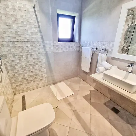 Casa Cochilia - Privata In Localitatea בית הארחה 3*