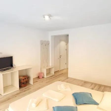 Casa Cochilia - Privata In Localitatea