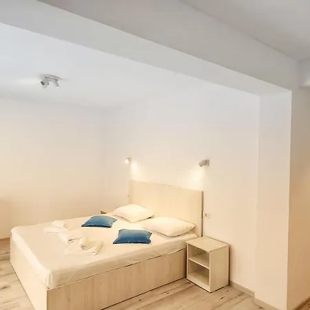 Casa Cochilia - Gradina Si Terasa - Private Guest house 3*