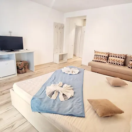 Casa Cochilia - Privata In Localitatea Tuzla