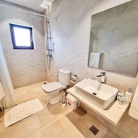 Casa de hóspedes Casa Cochilia - Privata In Localitatea Tuzla