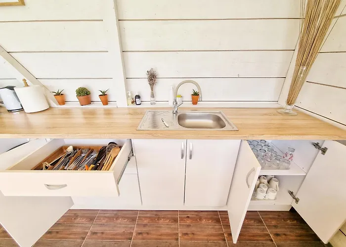 Casa Cochilia - Privata In Localitatea 3*